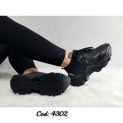 خرید اینترنتی فروش ویژه کفش کتونی اسپرت زنانه و دخترانه مدل یاموتا اصفهان