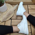 خرید اینترنتی کفش نیم بوت دخترانه اسپرت جدید مدل فشیون رویه چرمی بندی سفید اصفهان