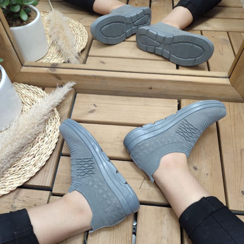 خرید اینترنتی کفش اسپرت دخترانه مدل بافت اسکیچرز طوسی تمام فوق العاده راحت و شیک اصفهان