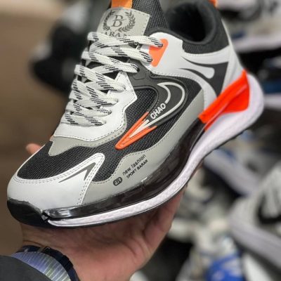 خرید اینترنتی کفش کتونی اسپرت مردانه و پسرانه مدل نایک مناسب پیاده روی و روزمره رنگ طوسی سفید زیبا اصفهان