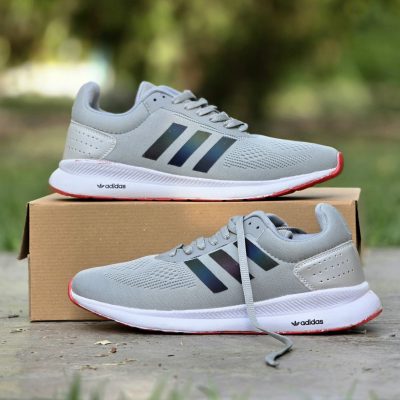 خرید اینترنتی کفش کتونی اسپرت مردانه وپسرانه مدل ادیداس اسپیسر بزرگپا مدرن و جدید رنگ طوسی هولوگرامی خاص اصفهان