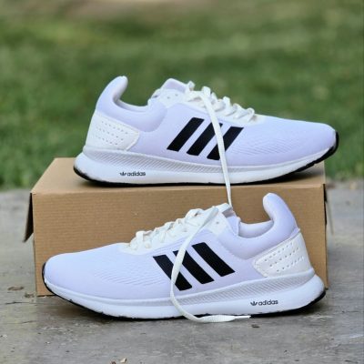 خرید اینترنتی کفش کتونی اسپرت مردانه وپسرانه مدل ادیداس اسپیسر بزرگپا خوشپا و زیبا رنگ سفید مشکی ساده اصفهان