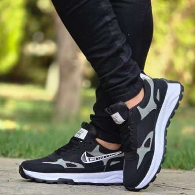 خرید اینترنتی کفش کتونی اسپرت مردانه و پسرانه مدل نایک خاص و باکلاس رنگ مشکی طوسی بی نظیر اصفهان