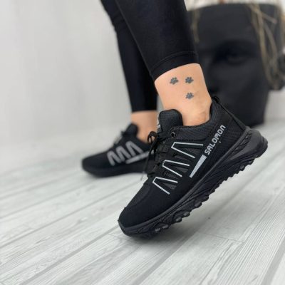 خرید اینترنتی کفش کتونی اسپرت زنانه دخترانه مدل سالامون شیک و زیبا رنگ مشکی سفید سبک اصفهان