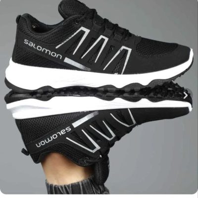 خرید اینترنتی کفش کتونی اسپرت مردانه پسرانه مدل سالامون جدید و خاص رنگ مشکی سفید ویژه اصفهان