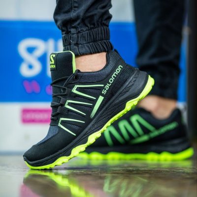 خرید اینترنتی کفش کتونی اسپرت مردانه پسرانه مدل سالامون جدید و پرفروش رنگ مشکی سبز به روز اصفهان