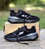 خرید اینترنتی کفش کتونی اسپرت مردانه پسرانه بزرگپا مدل اسکیچرز محکم و بادوام رنگ مشکی تمام سبک اصفهان