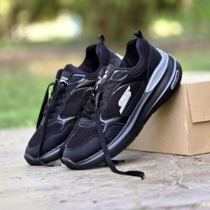 خرید اینترنتی کفش کتونی اسپرت مردانه پسرانه بزرگپا مدل اسکیچرز محکم و بادوام رنگ مشکی تمام سبک اصفهان