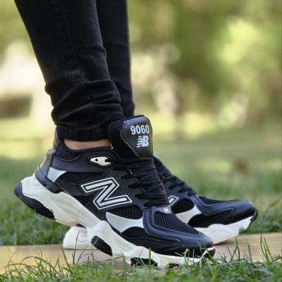 خرید اینترنتی کفش کتونی اسپرت پسرانه و مردانه مدل نیوبالانس9060 ترند و مدرن رنگ مشکی سفید سبک اصفهان