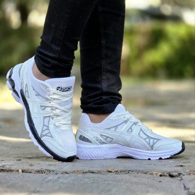 خرید اینترنتی کفش کتونی اسپرت مردانه پسرانه مدل اسیکس مدرن و جذاب رنگ سفید طوسی خاص اصفهان