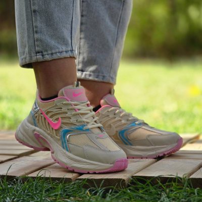 خرید اینترنتی کفش کتونی اسپرت زنانه دخترانه مدل نایک چشم نواز و زیبا رنگ کرم صورتی ابی عالی اصفهان