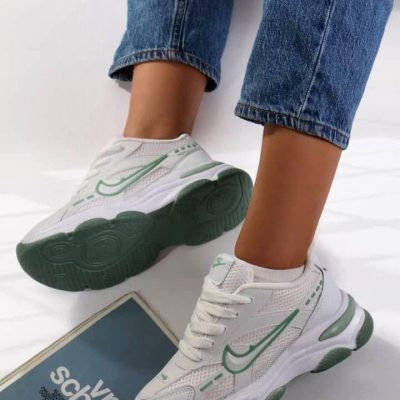 خرید اینترنتی کفش کتونی اسپرت زنانه دخترانه مدل نایک سبک و راحت رنگ سفید سبز باکیفیت اصفهان