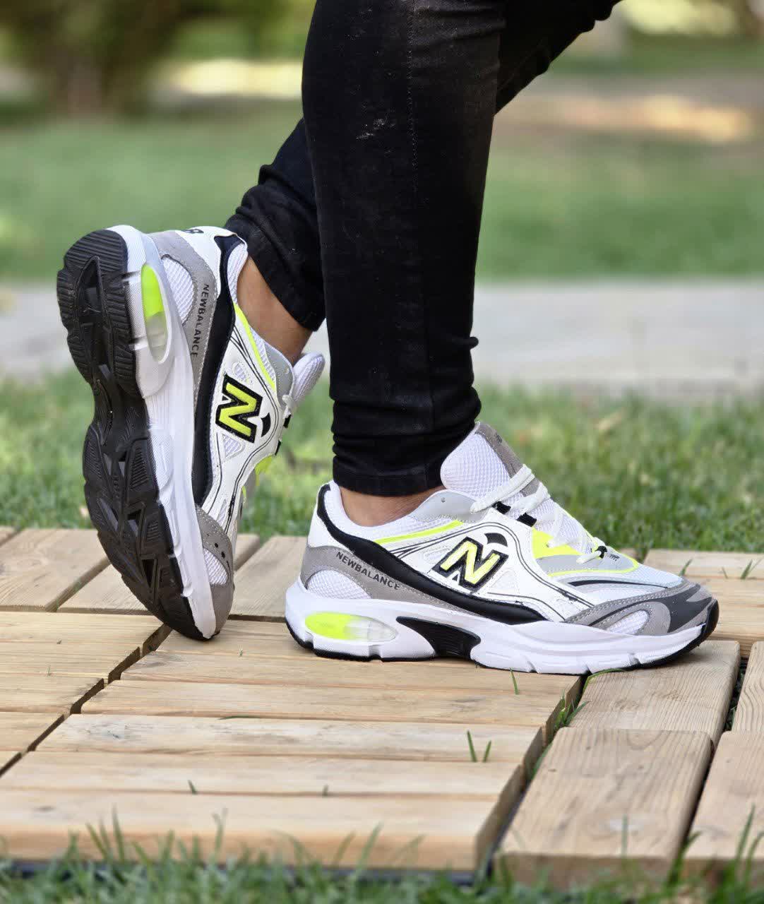 خرید اینترنتی کفش کتونی اسپرت مردانه و پسرانه مدل نیوبالانس طرح کپسولی خاص و جدید رنگ سفید طوسی بی مانند اصفهان خرید اینترنتی کفش کتونی اسپرت مردانه و پسرانه مدل نیوبالانس طرح کپسولی خاص و جدید رنگ سفید طوسی بی مانند اصفهان