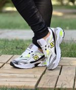 خرید اینترنتی کفش کتونی اسپرت مردانه و پسرانه مدل نیوبالانس طرح کپسولی خاص و جدید رنگ سفید طوسی بی مانند اصفهان