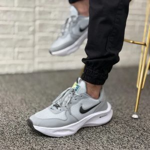 خرید اینترنتی کفش کتونی اسپرت مردانه پسرانه مدل نایک با کیفیت عالی رنگ طوسی نایک مشکی خاص اصفهان