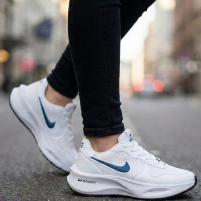 خرید اینترنتی کفش کتونی اسپرت مردانه پسرانه مدل نایک با کیفیت عالی رنگ سفید نایک آبی زیبا اصفهان